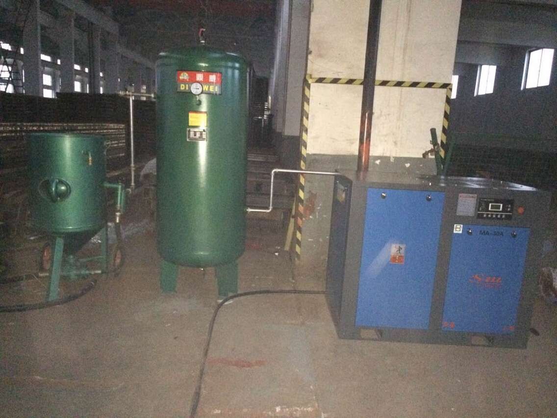 造成空压机有水的原因是什么？